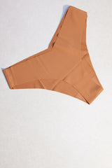 ZOIE SEAMLESS THONG CARAMEL